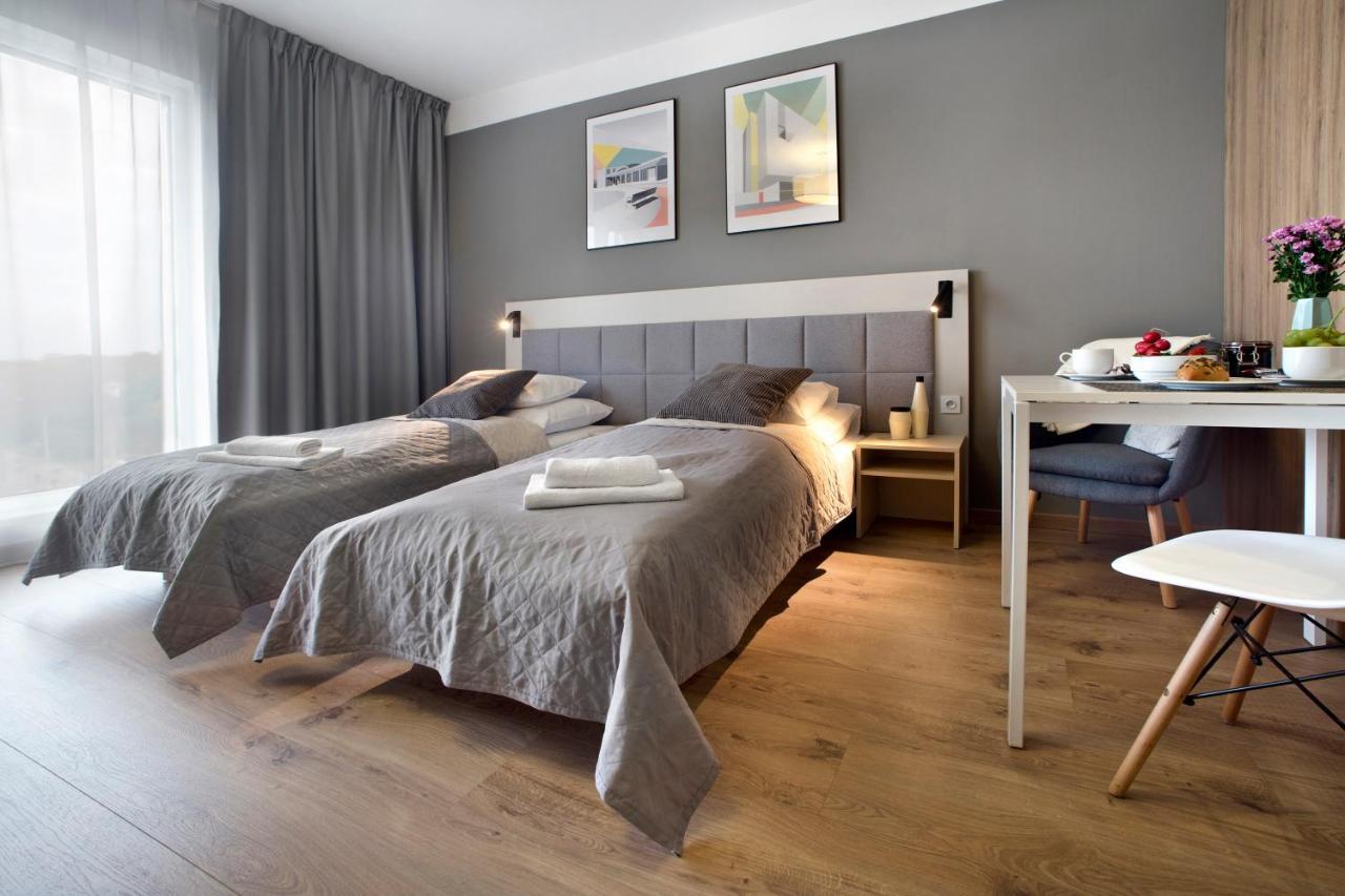 Wolska Residence Serviced Apartments Varsovia Exterior foto