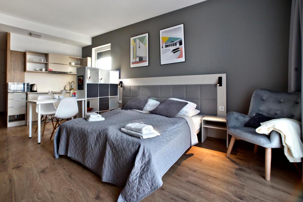 Wolska Residence Serviced Apartments Varsovia Exterior foto